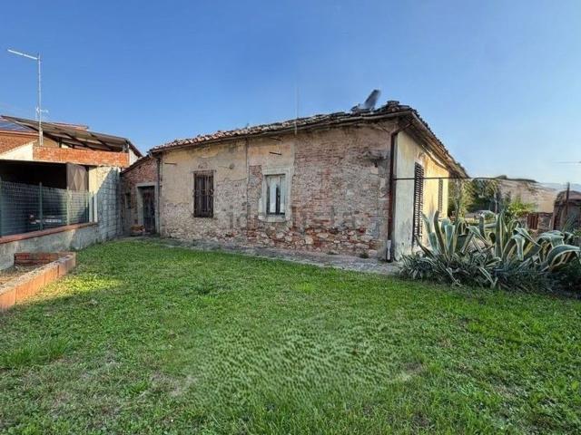 Casa in vendita a Le Case, Montevettolini