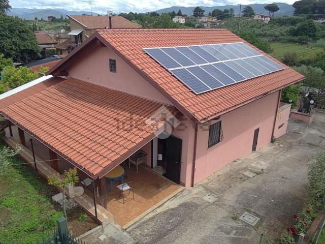 Casa in vendita a Monterosi, Lazio