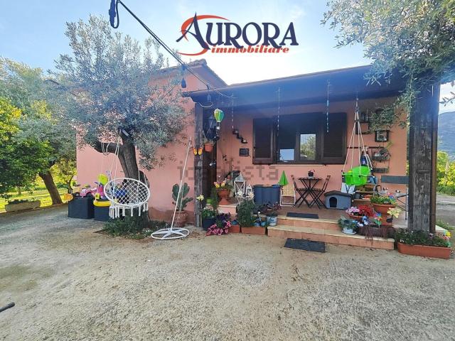 Casa in vendita a Terracina, Lazio