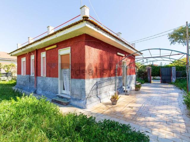 Casa in vendita a Villaggio Baia dei Mori, Catania