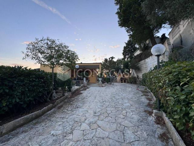 Casa in vendita a Canale di Pirro, Puglia