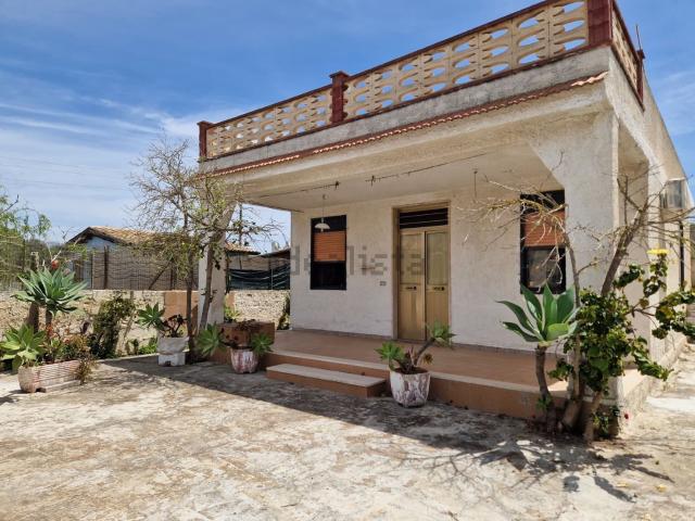 Casa in vendita a Granelli, Pachino