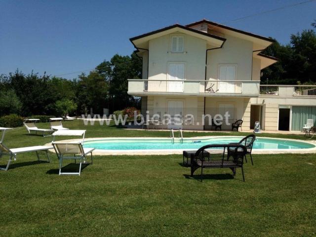 Casa in vendita a Farneto, Marche