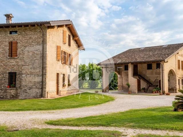 Casa in vendita a Ceresara, Lombardia