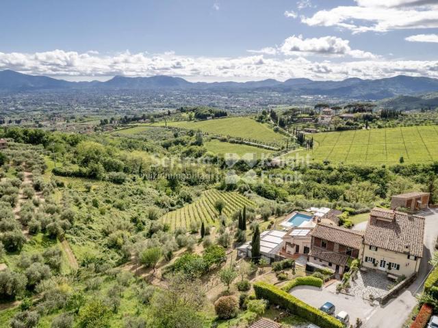 Casa in vendita a Tofori, Capannori