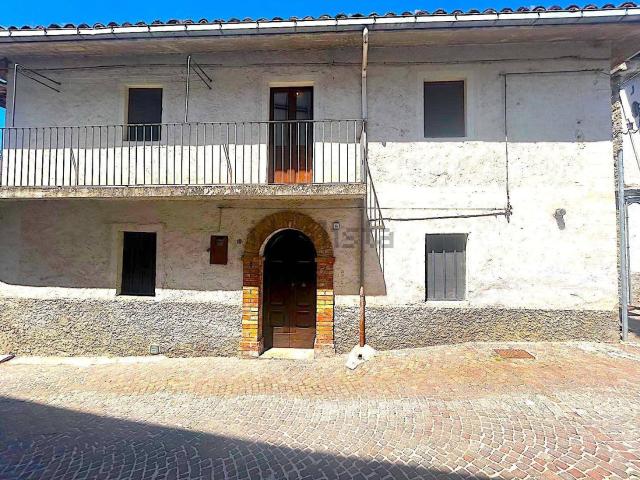 Casa in vendita a Pietracamela, Abruzzo