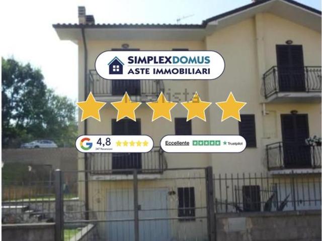 Casa in vendita a Acquapendente, Viterbo
