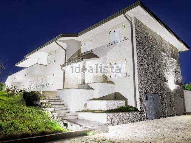 Casa in vendita a Torreglia, Veneto