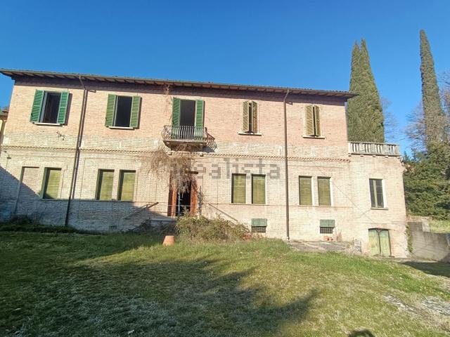 Casa in vendita a Unione della Romagna Faentina, Brisighella
