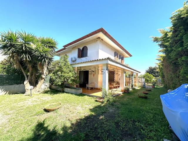 Casa in vendita a Gianola, Formia