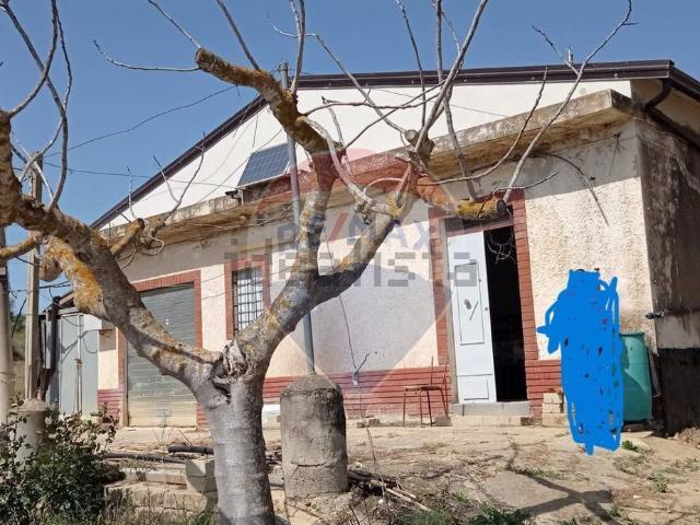 Casa in vendita a Caltagirone, Sicilia