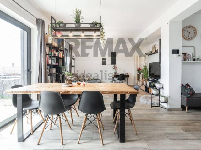 Casa in vendita a Pedara, Sicilia