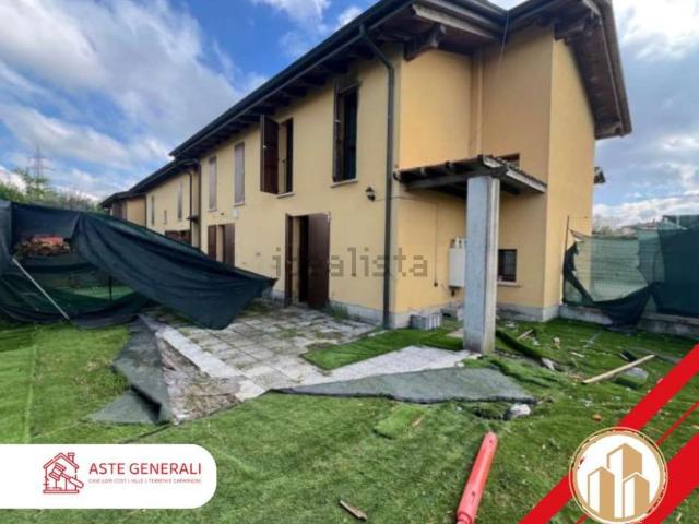 Casa in vendita a San Prospero Strinati, Re