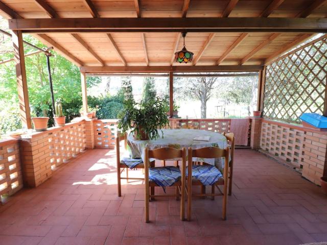 Casa in vendita a Castelnuovo Berardenga, Toscana