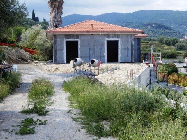 Casa in vendita a Diano Castello, Liguria
