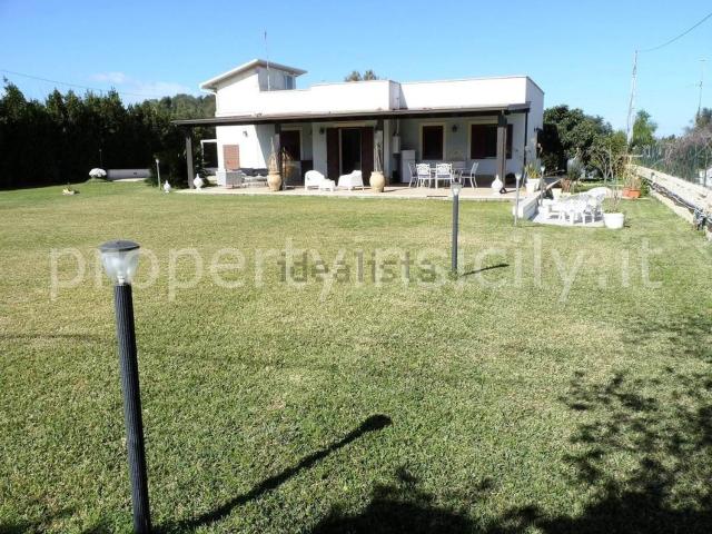 Casa in vendita a Ognina, Siracusa
