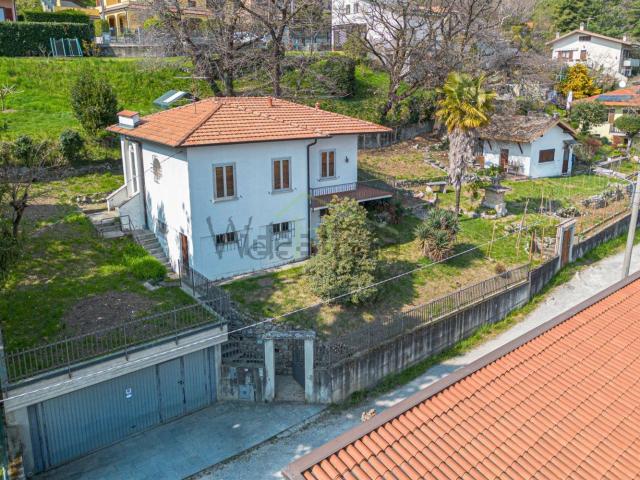 Casa in vendita a Lezza, Ponte Lambro