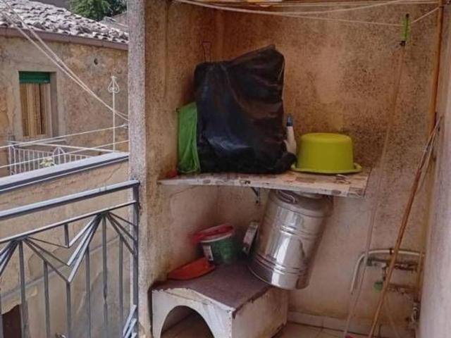 Casa in vendita a Fundrisi, Enna