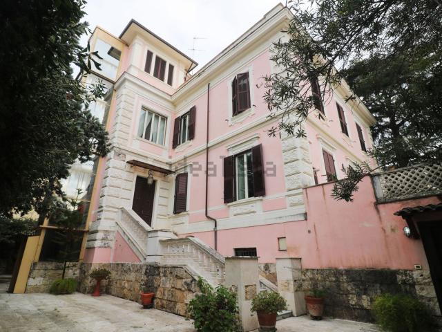 Casa in vendita a Municipio Roma XII, Roma Capitale