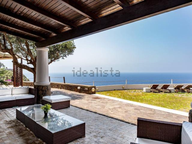 Casa in vendita a Forio, Campania