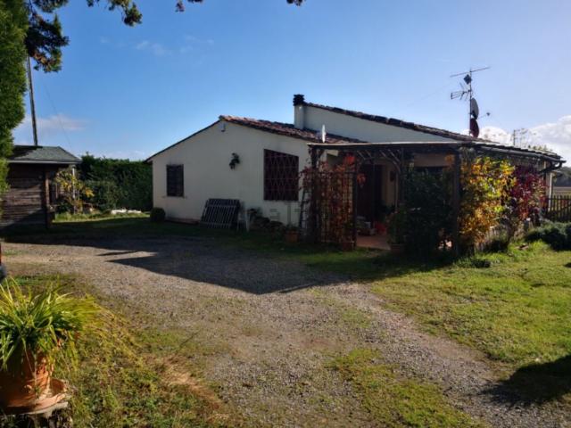 Casa in vendita a Colle Di Val D'elsa, Toscana