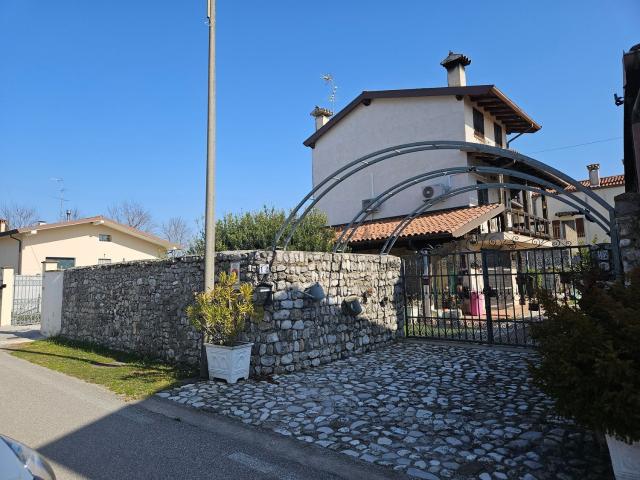 Casa in vendita a Montereale Valcellina, Friuli-Venezia Giulia