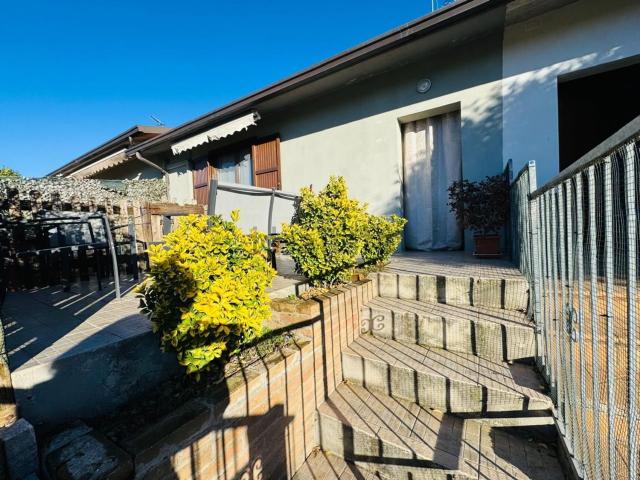 Casa in vendita a Calvisano, Lombardia