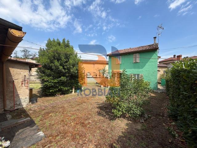 Casa in vendita a Sommo, Lombardia
