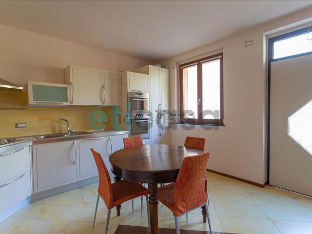 Casa in vendita a Fiorenzuola D'arda, Reggio Emilia