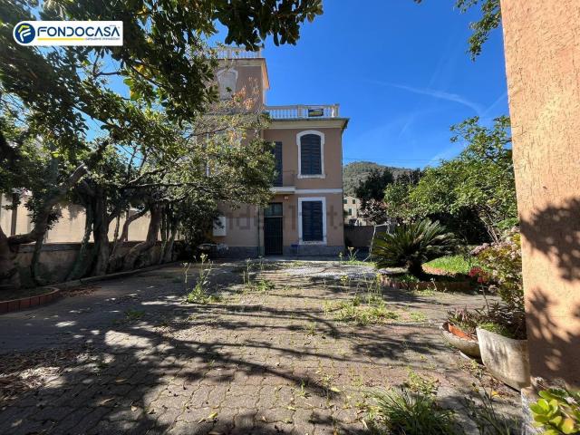 Casa in vendita a Borghetto Santo Spirito, Liguria