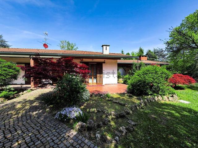 Casa in vendita a Torricella Verzate, Lombardia