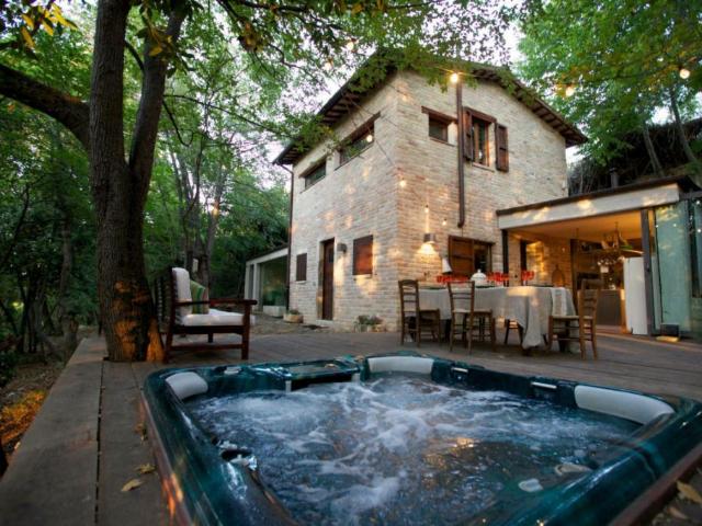 Villa Indipendente in vendita a Borgo Chiaro, Marche
