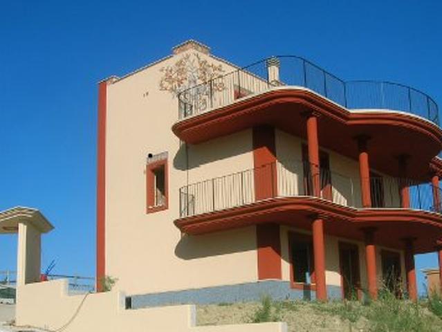 Villa Indipendente in vendita a San Barnaba, Marche
