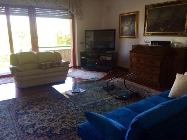 Villa Indipendente in vendita a San Filippo Neri, Marche