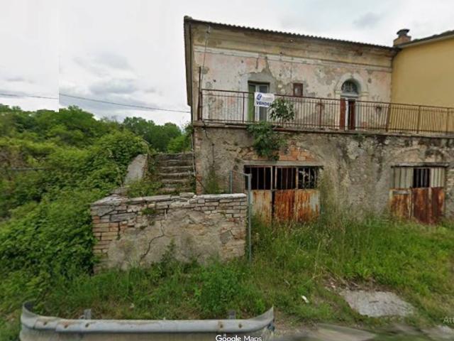 Villa Indipendente in vendita a Teramo, Abruzzo