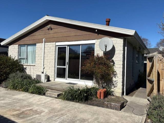 House for rent in Chaslands, Canterbury