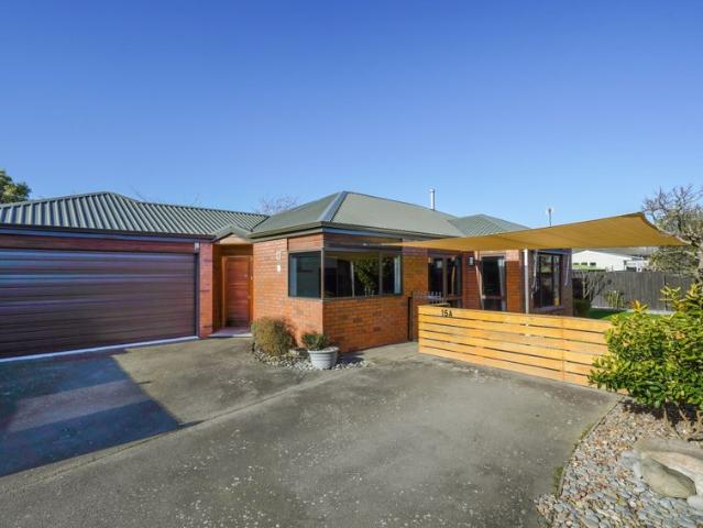 House for rent in Chaslands, Canterbury