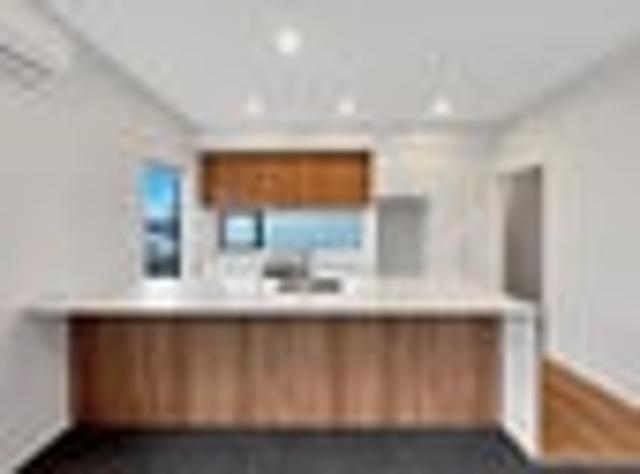 House for rent in Chaslands, Canterbury
