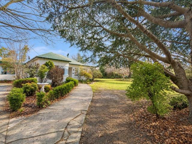 House for rent in Chaslands, Canterbury