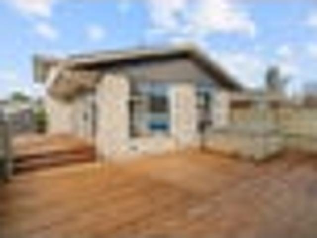 House for rent in Casebrook, Canterbury