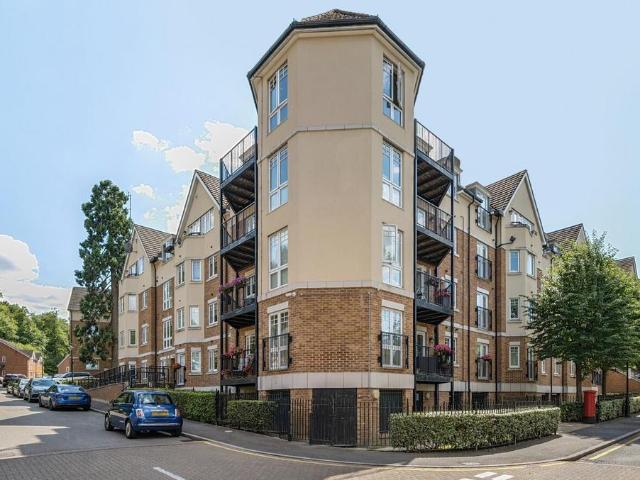 Apartment for rent in Greater London
