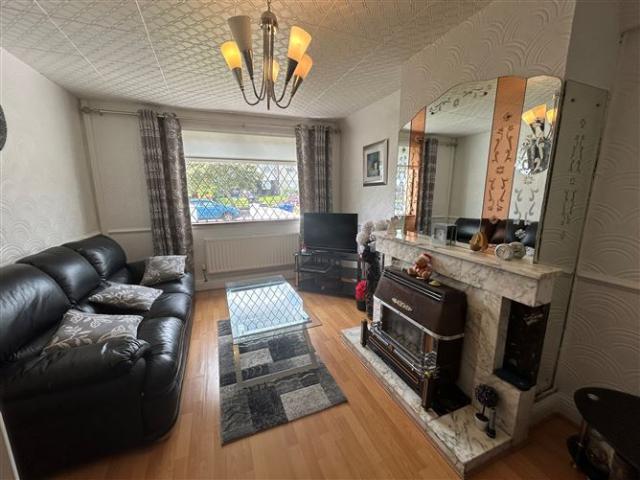 Terraced House to rent in Dublin