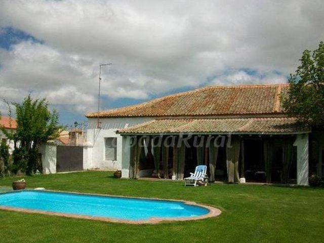 Casa en alquiler en Muñopedro, Castilla y León