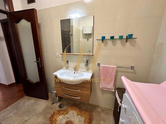 Villa Indipendente in affitto a Municipalità 2, Campania