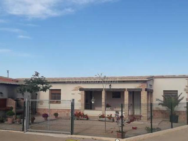 Casa en alquiler en Deltebre