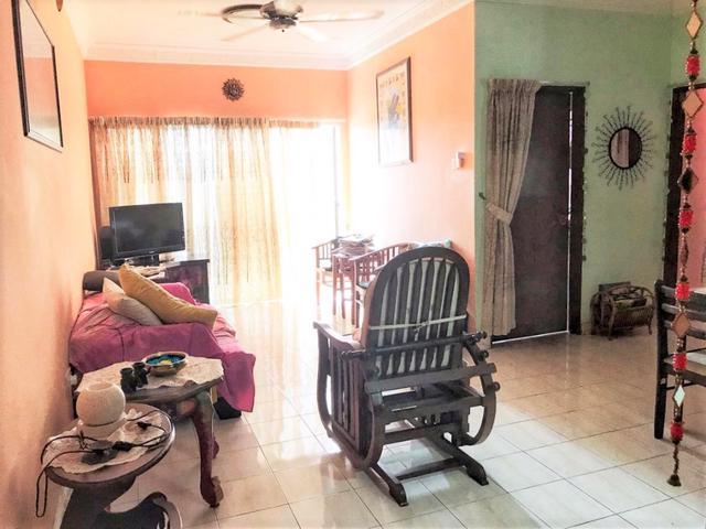 Apartment for sale in Petaling, Damansara Damai