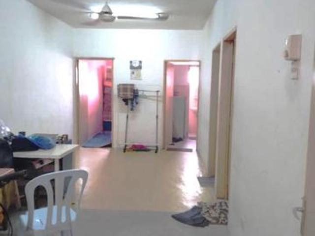 Flat for sale in Petaling, Damansara Damai