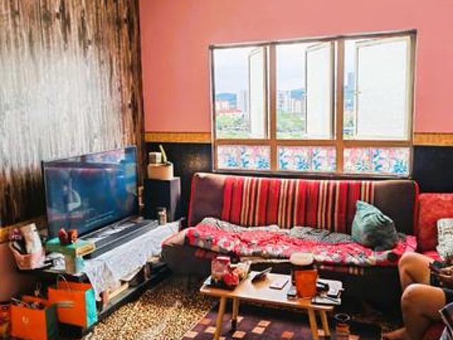 Flat for sale in Petaling, Damansara Damai