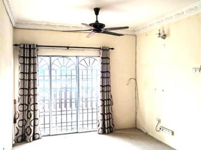 Apartment for sale in Petaling, Damansara Damai
