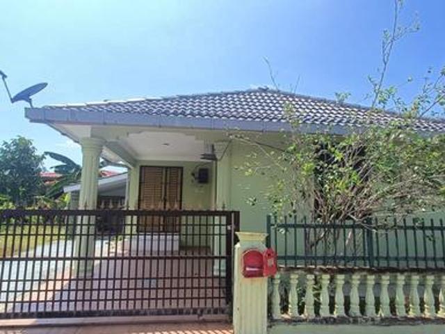 Bungalow for sale in Kuantan